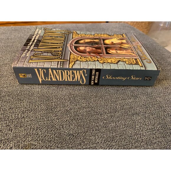 V.C. Andrews Shooting Stars Paperback Book - Picture 4 of 5
